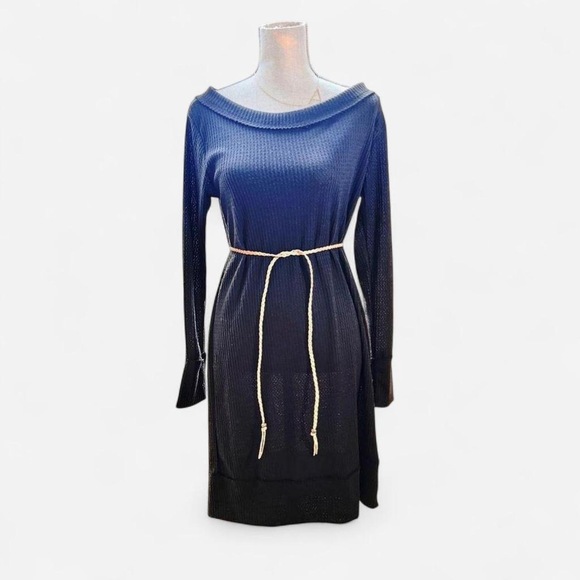 Blakeley Dresses & Skirts - Blakeley Ava Waffle Knit Sweater dress knee length boat neck in Black